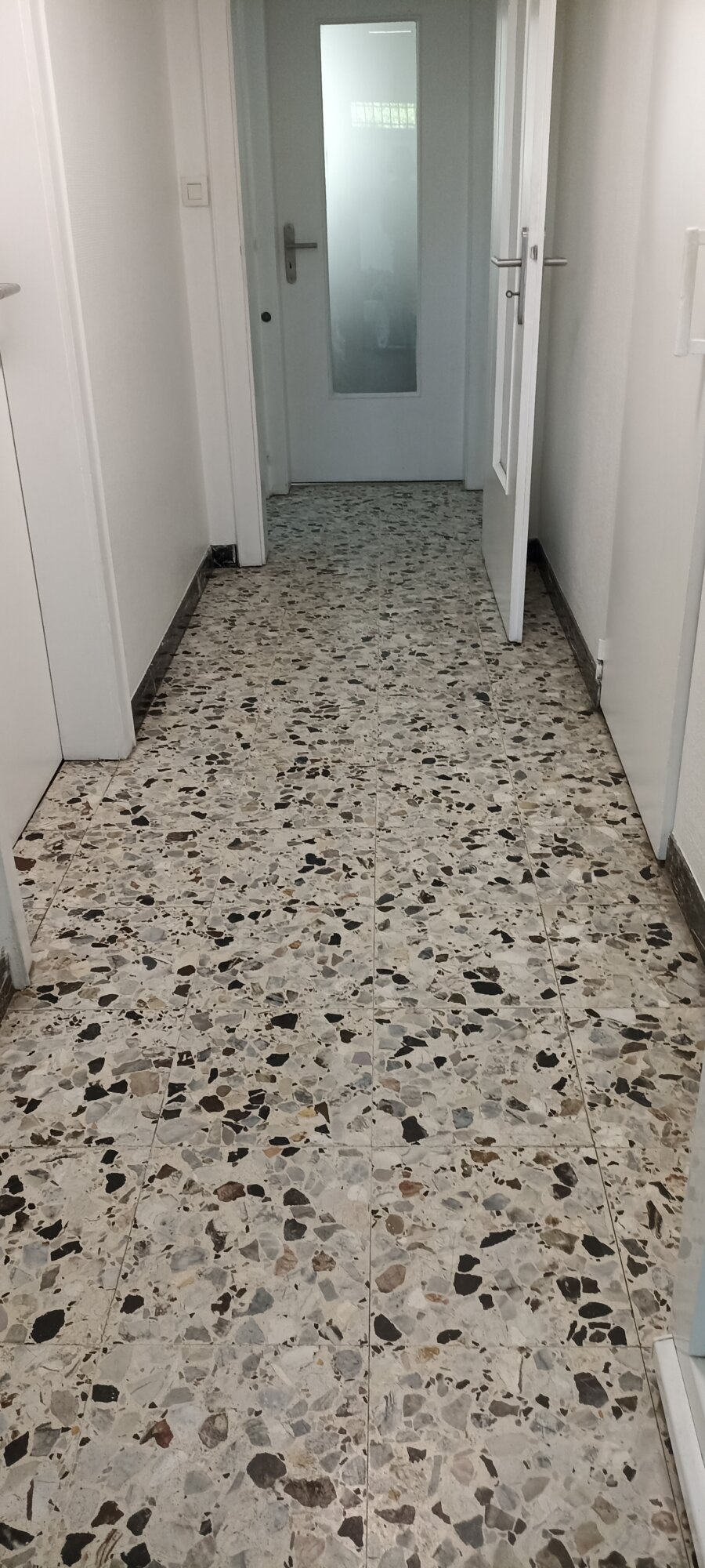COULOIR TERRAZZO AVANT | Solesca Marbre Ensisheim 24